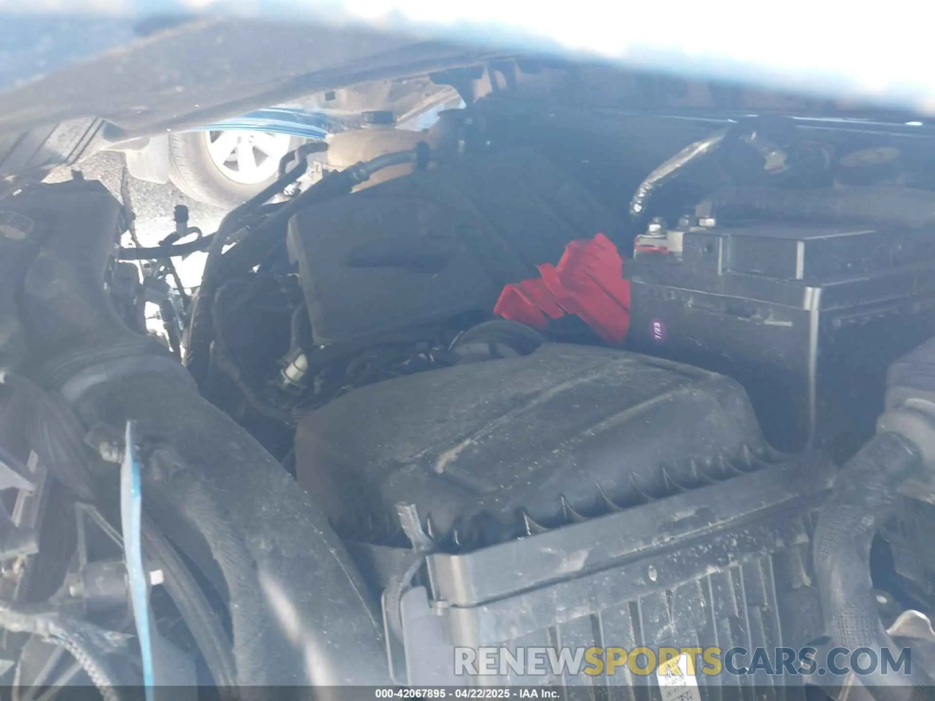 10 Photograph of a damaged car 1FMCU9G63LUB63489 FORD ESCAPE 2020