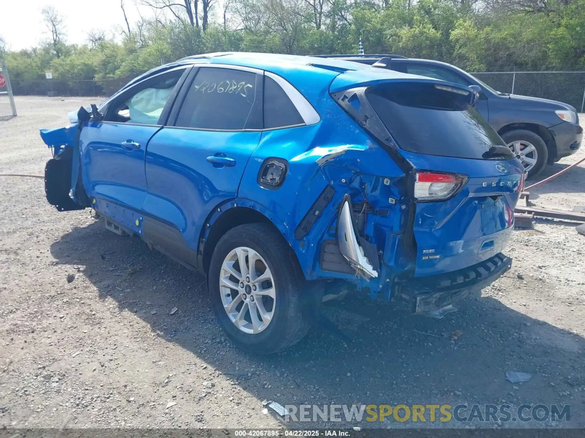 3 Photograph of a damaged car 1FMCU9G63LUB63489 FORD ESCAPE 2020