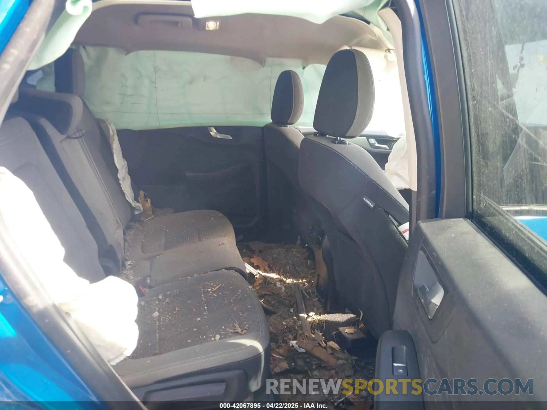 8 Photograph of a damaged car 1FMCU9G63LUB63489 FORD ESCAPE 2020