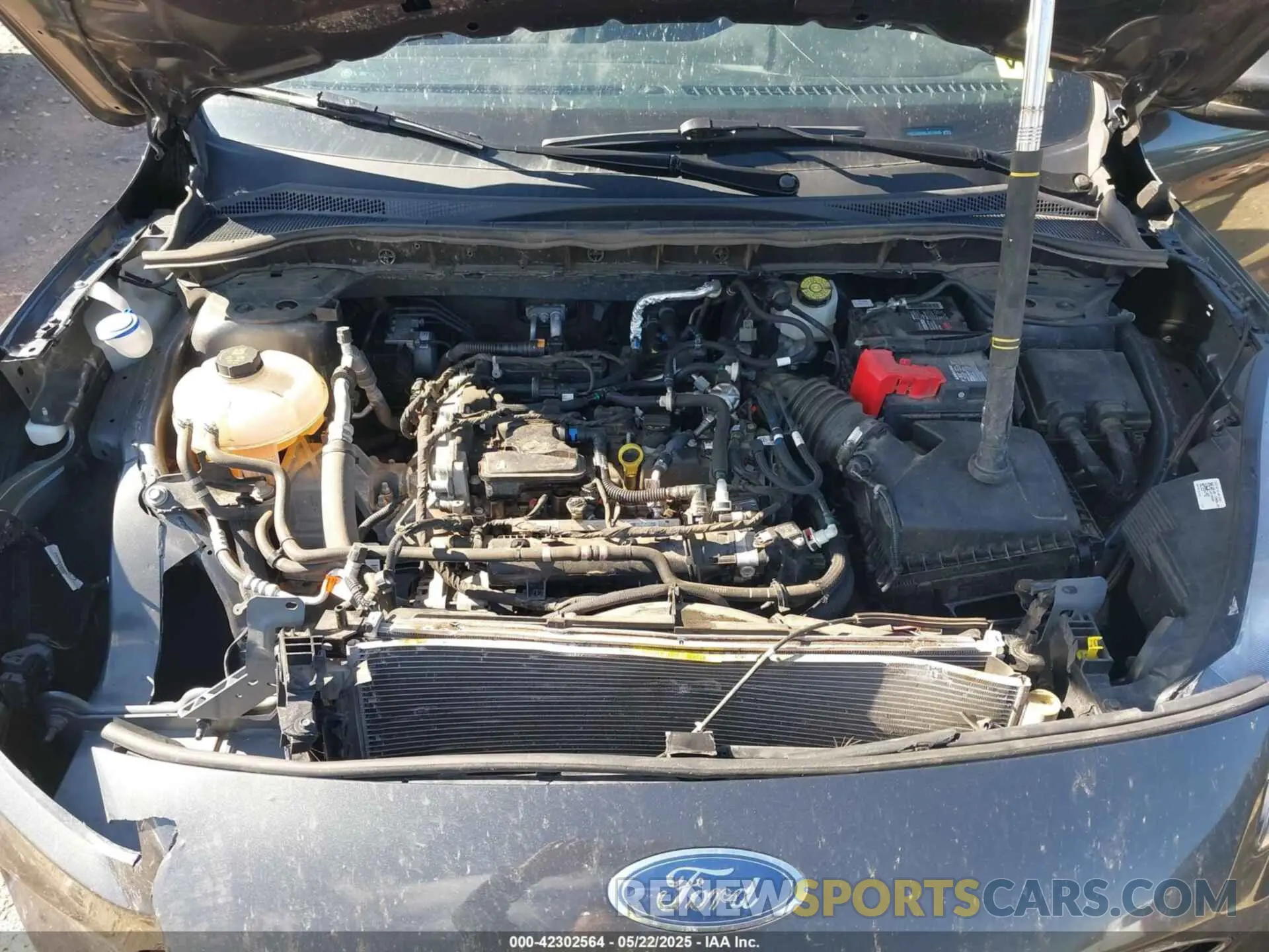 10 Photograph of a damaged car 1FMCU9G63LUC13520 FORD ESCAPE 2020