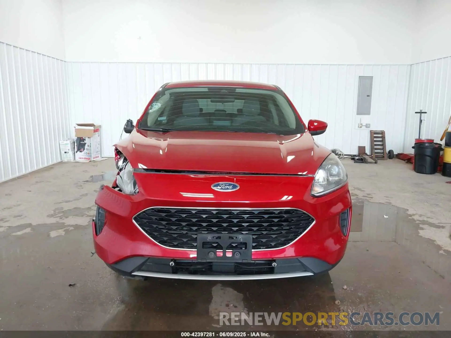12 Photograph of a damaged car 1FMCU9G63LUC24081 FORD ESCAPE 2020