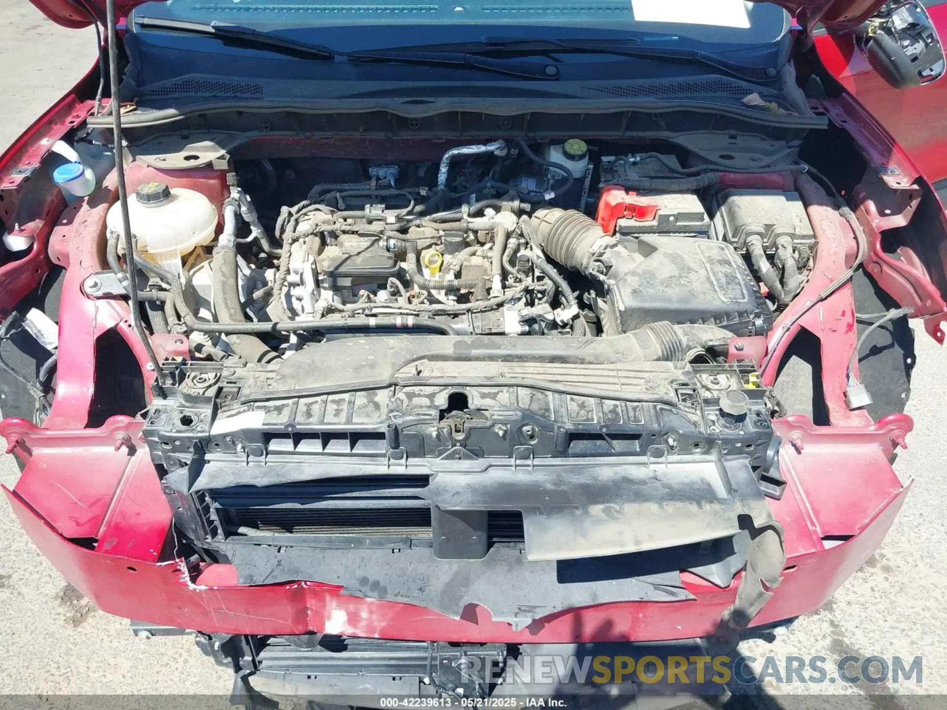 10 Photograph of a damaged car 1FMCU9G63LUC69215 FORD ESCAPE 2020