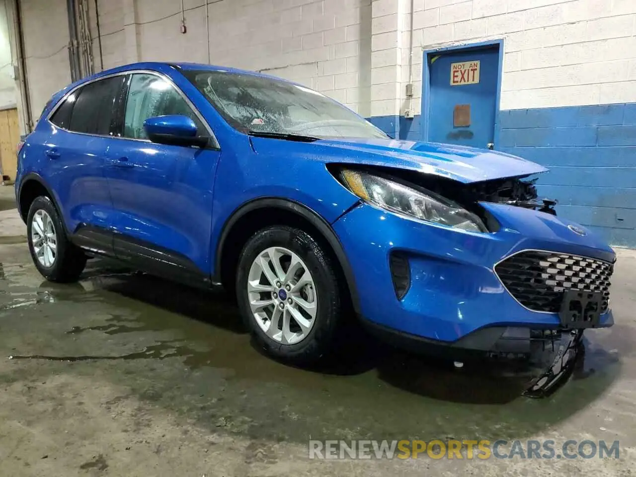 4 Photograph of a damaged car 1FMCU9G63LUC70073 FORD ESCAPE 2020