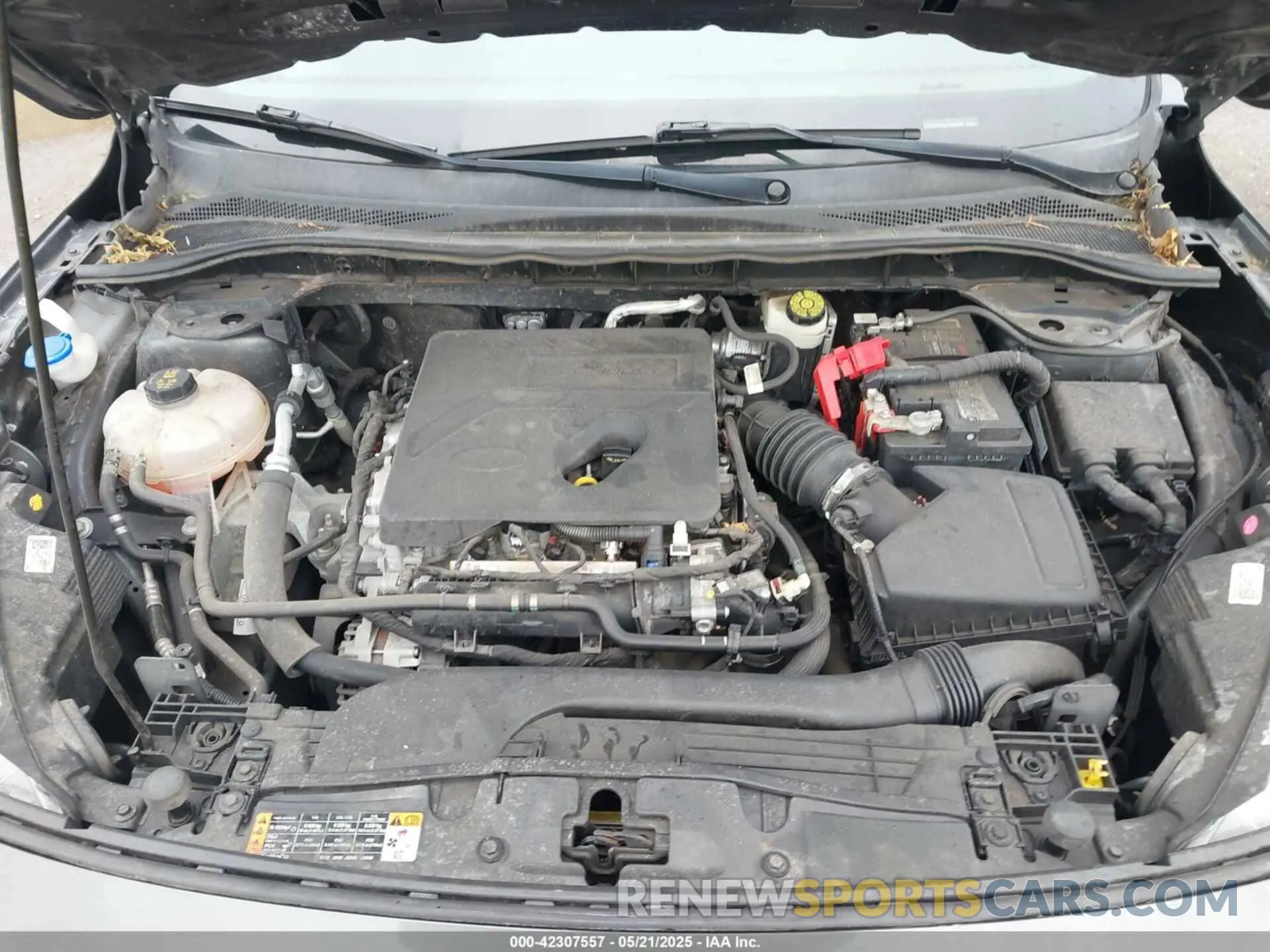 10 Photograph of a damaged car 1FMCU9G64LUA25167 FORD ESCAPE 2020