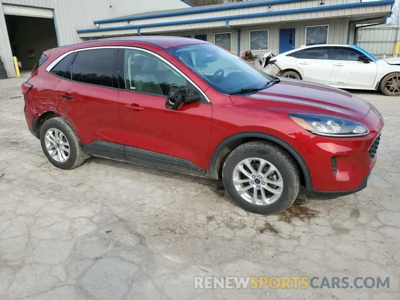 4 Photograph of a damaged car 1FMCU9G64LUA28070 FORD ESCAPE 2020