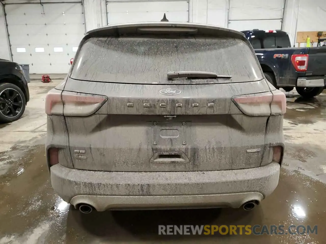 6 Photograph of a damaged car 1FMCU9G64LUA64700 FORD ESCAPE 2020