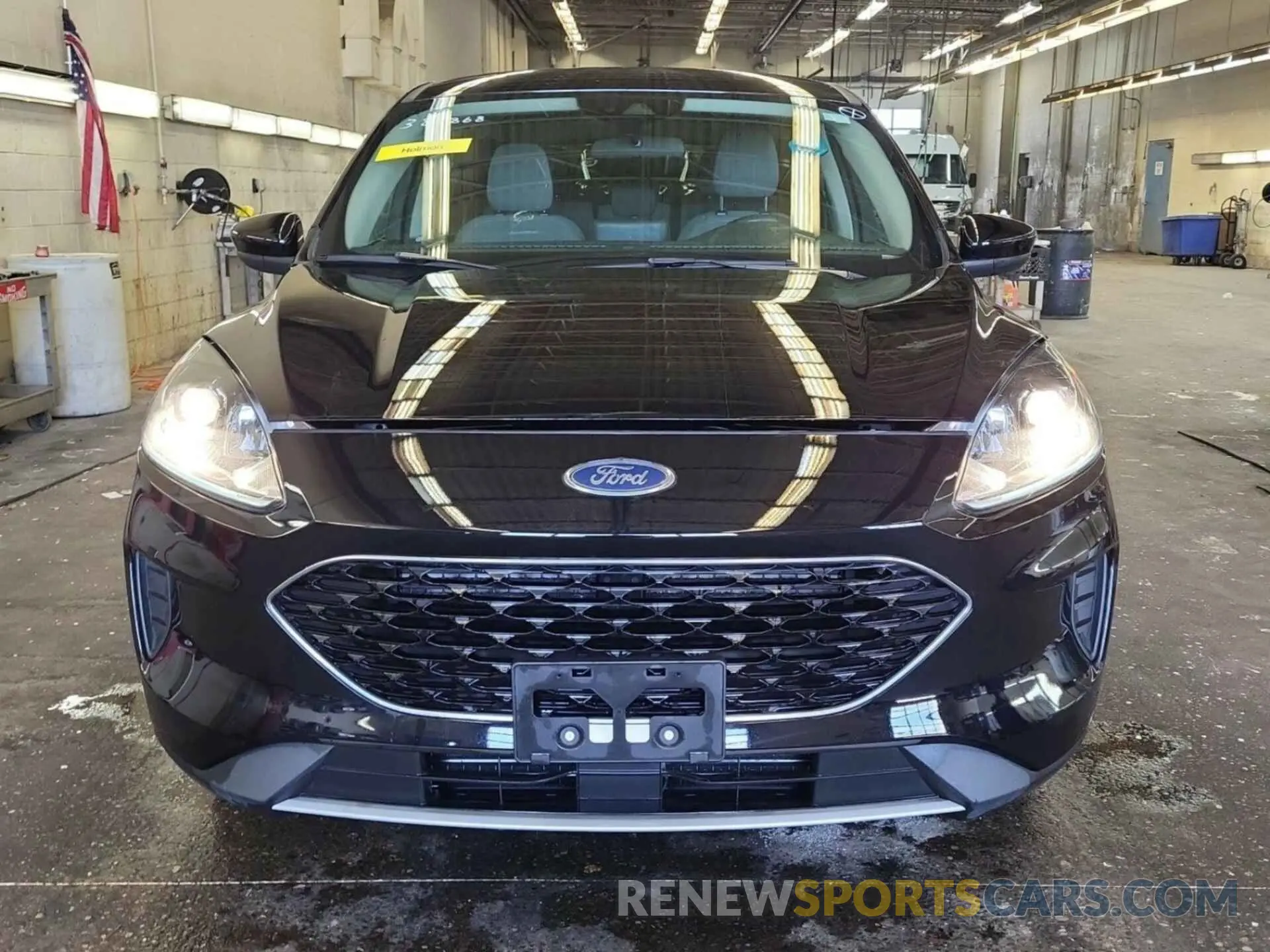 21 Photograph of a damaged car 1FMCU9G64LUA69878 FORD ESCAPE 2020