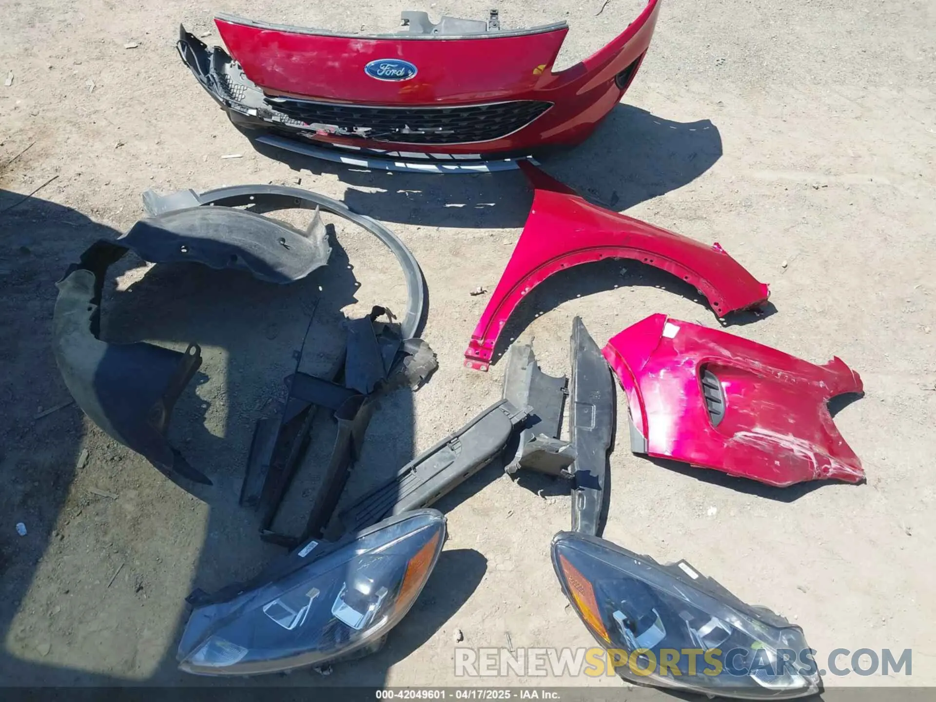 20 Photograph of a damaged car 1FMCU9G64LUB29416 FORD ESCAPE 2020