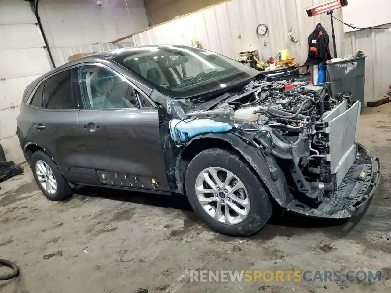 4 Photograph of a damaged car 1FMCU9G64LUC29063 FORD ESCAPE 2020