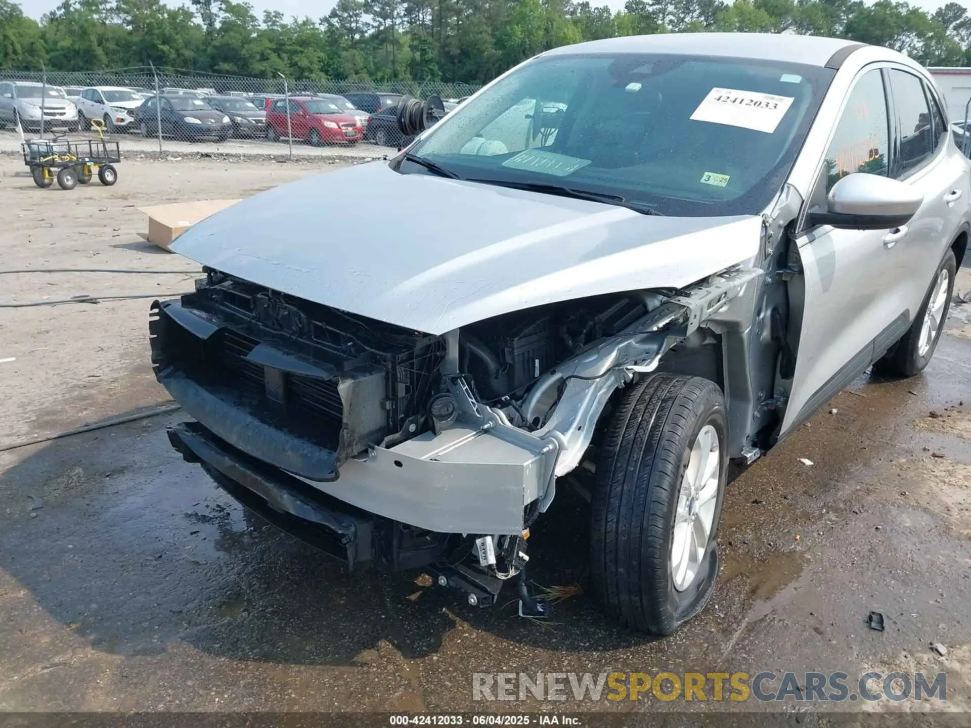 6 Photograph of a damaged car 1FMCU9G64LUC57090 FORD ESCAPE 2020
