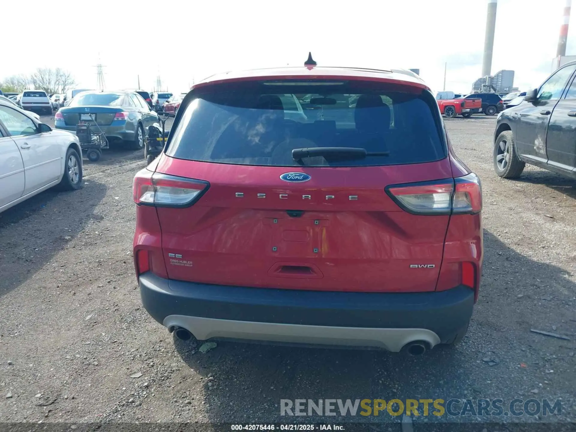 16 Photograph of a damaged car 1FMCU9G64LUC69806 FORD ESCAPE 2020