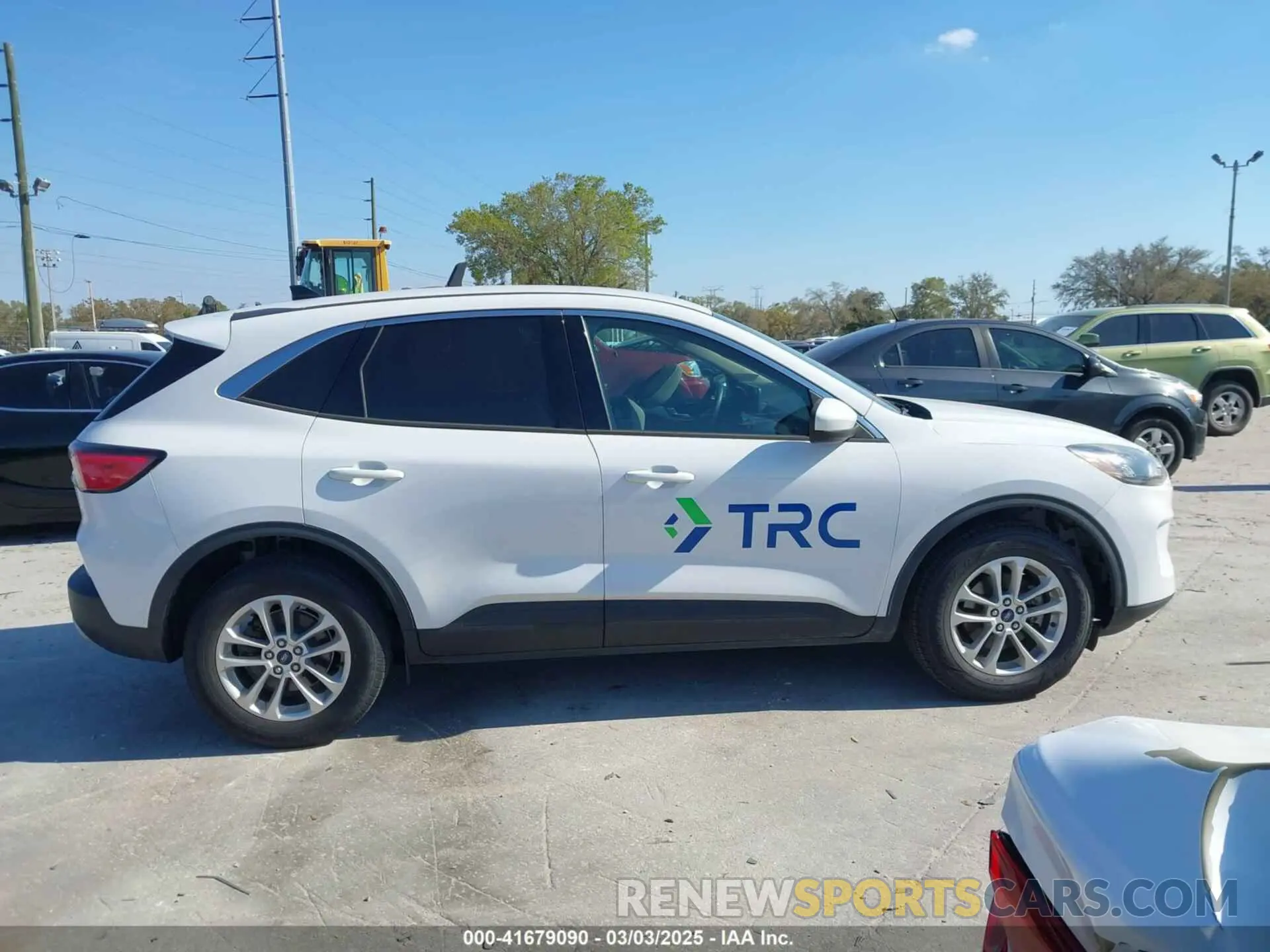 13 Photograph of a damaged car 1FMCU9G65LUA37862 FORD ESCAPE 2020