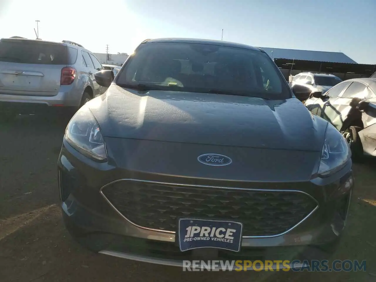 5 Photograph of a damaged car 1FMCU9G65LUA69632 FORD ESCAPE 2020