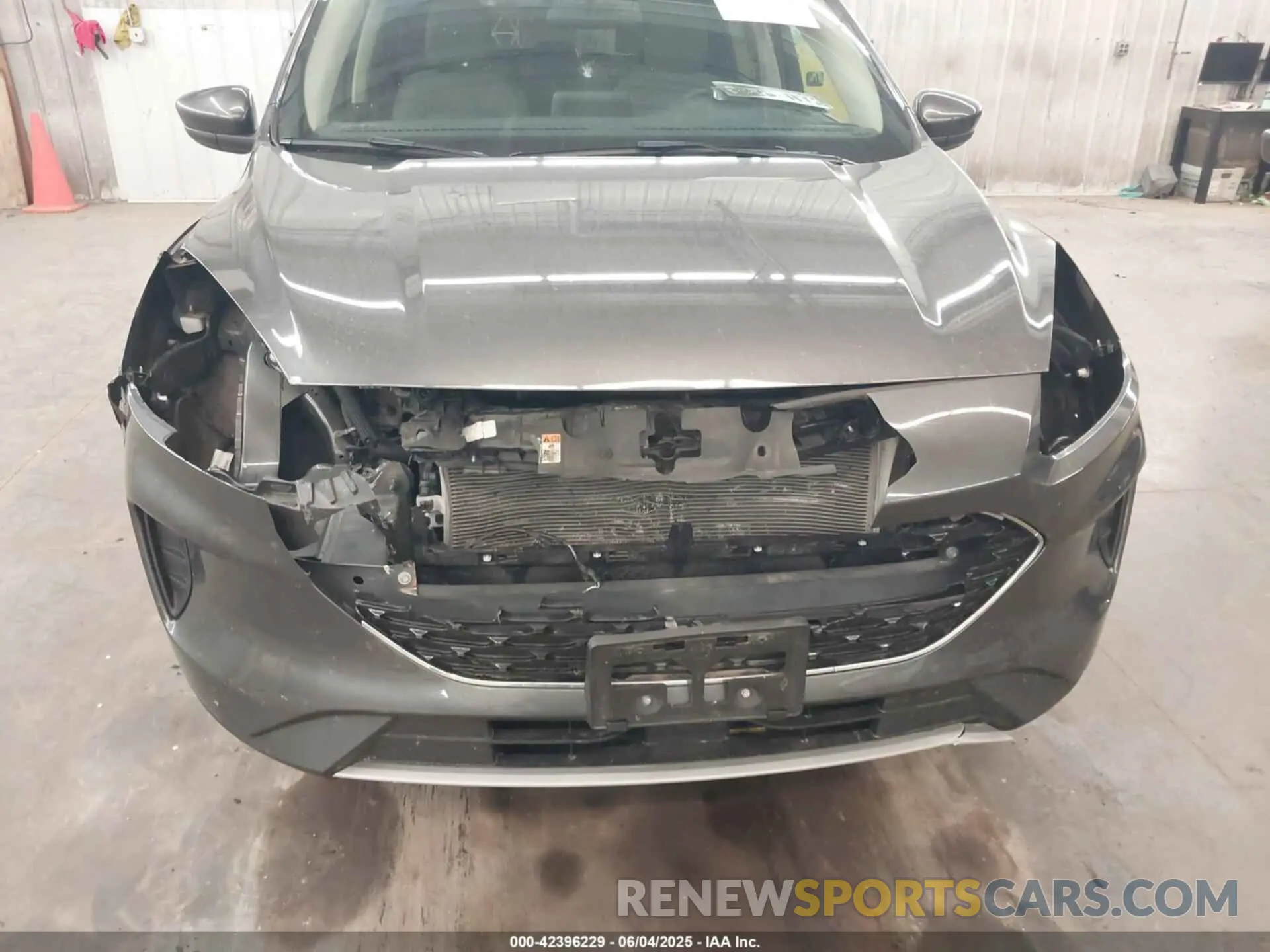 6 Photograph of a damaged car 1FMCU9G65LUA99617 FORD ESCAPE 2020