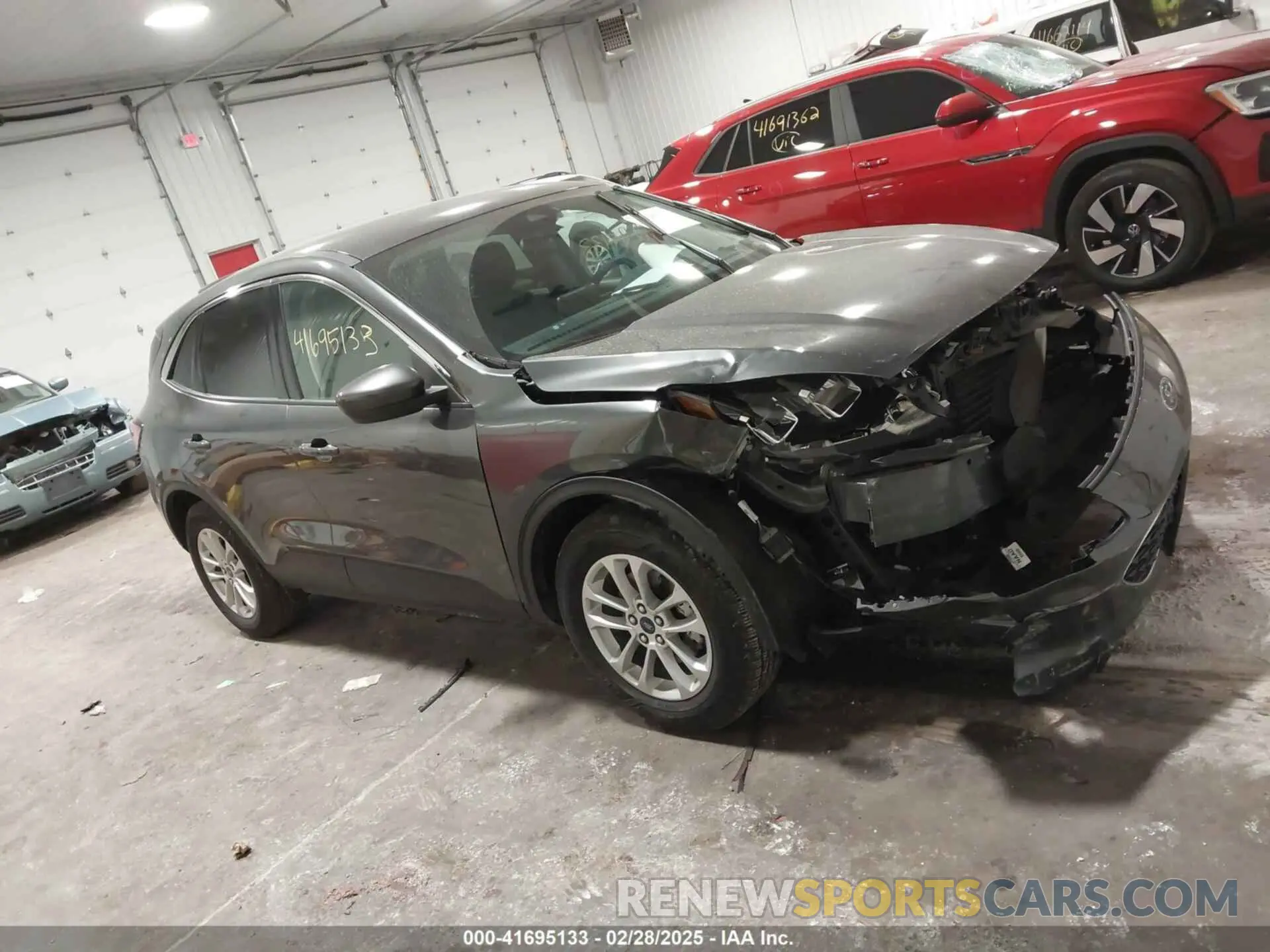 13 Photograph of a damaged car 1FMCU9G65LUB04606 FORD ESCAPE 2020