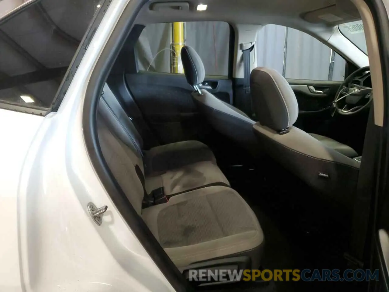 11 Photograph of a damaged car 1FMCU9G65LUB37704 FORD ESCAPE 2020