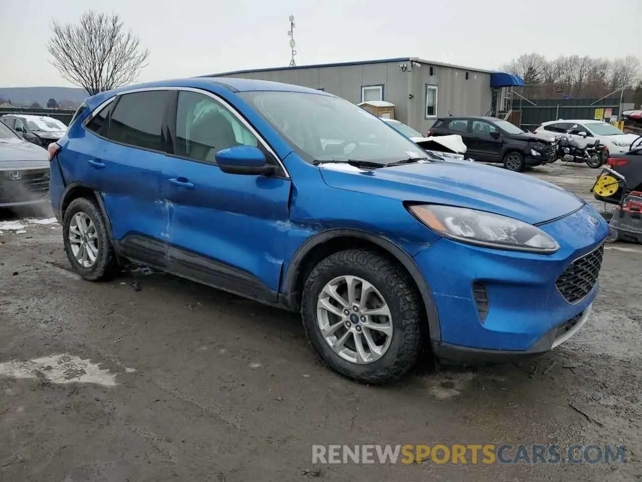 4 Photograph of a damaged car 1FMCU9G65LUB37766 FORD ESCAPE 2020