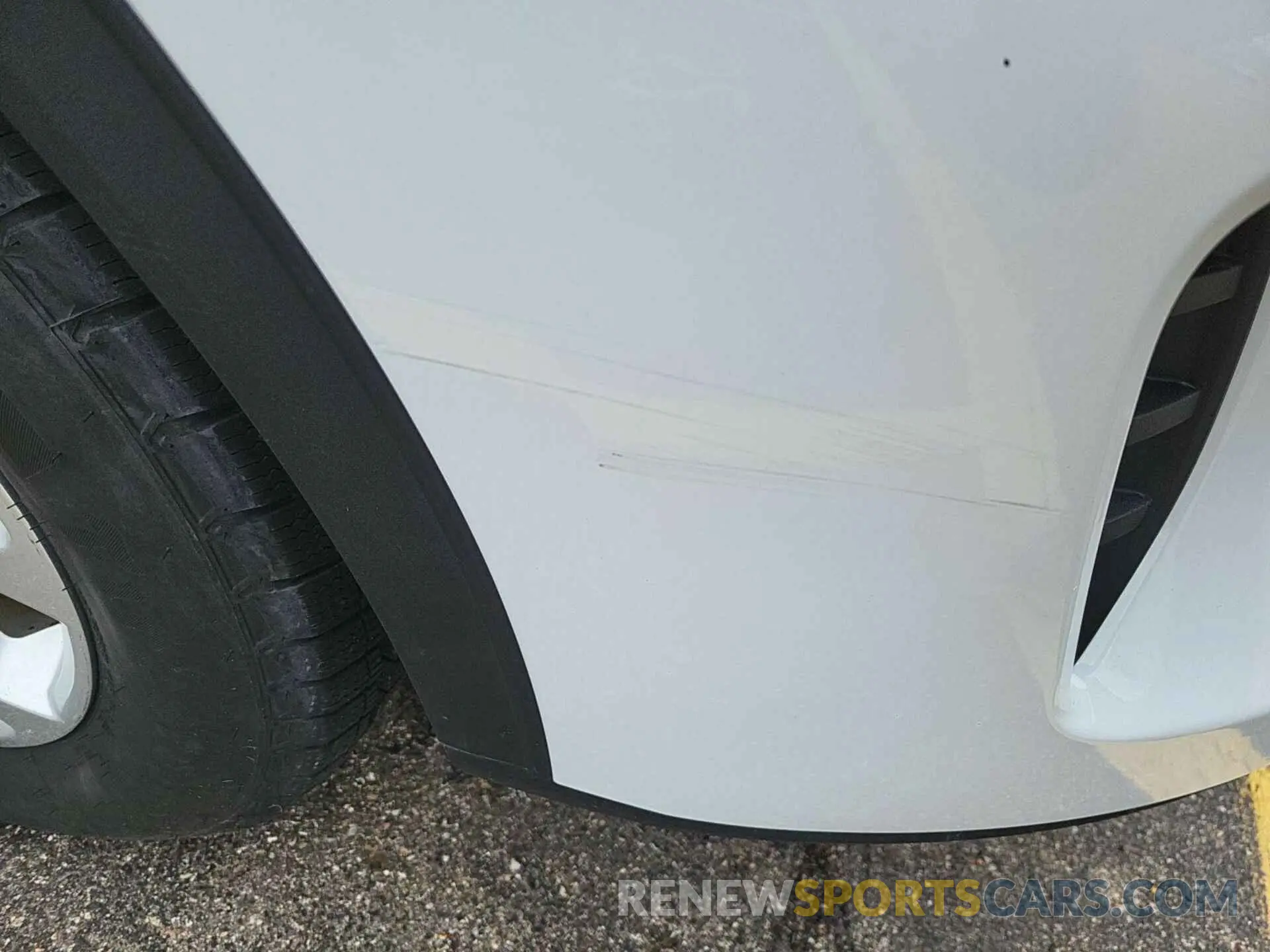 17 Photograph of a damaged car 1FMCU9G65LUB80729 FORD ESCAPE 2020