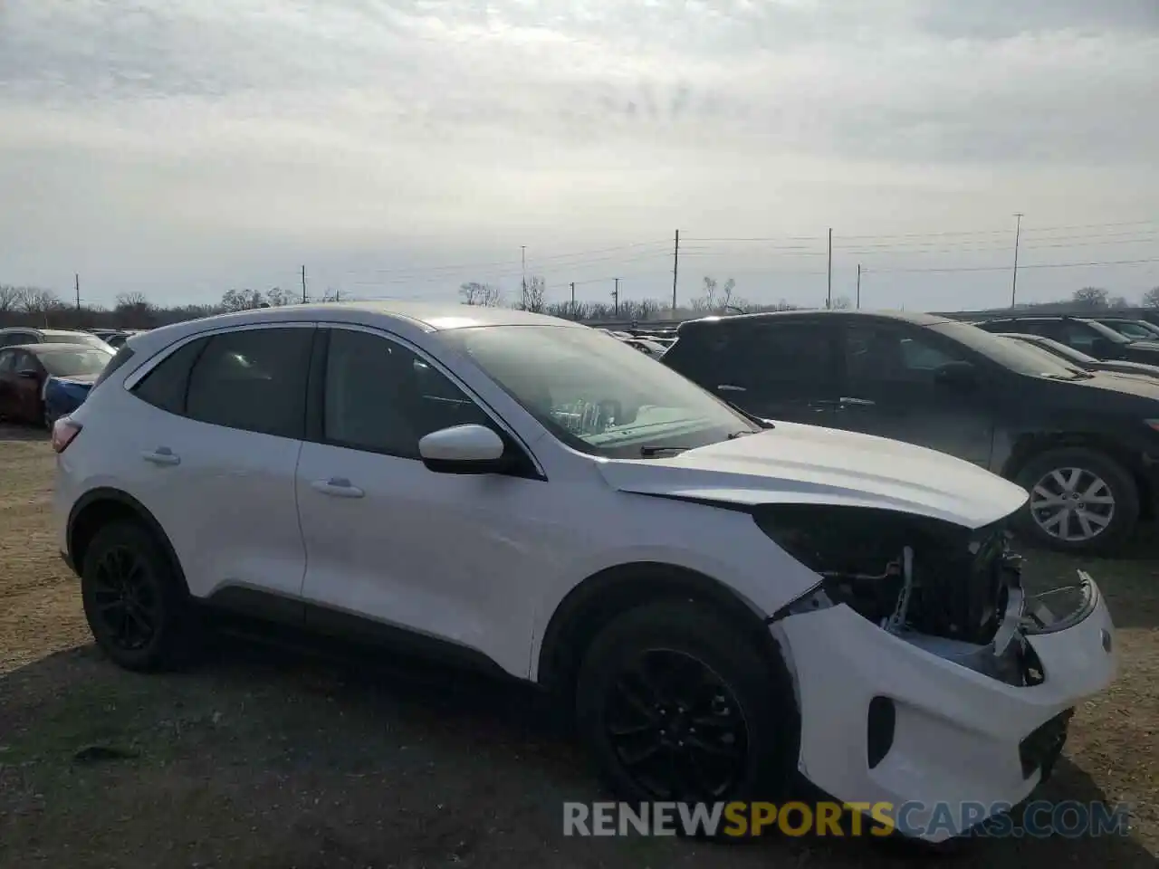 4 Photograph of a damaged car 1FMCU9G65LUC06780 FORD ESCAPE 2020