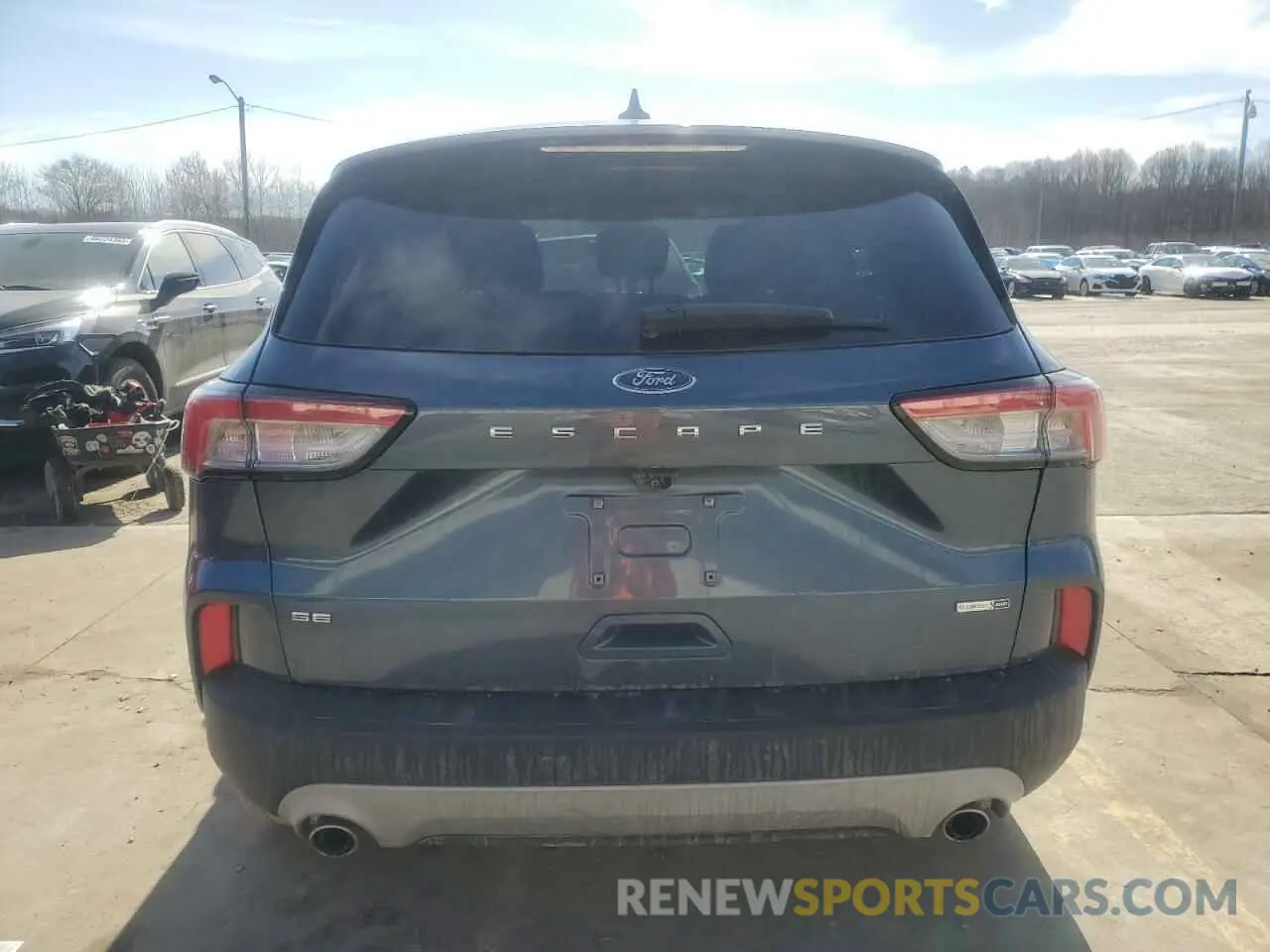 6 Photograph of a damaged car 1FMCU9G65LUC26124 FORD ESCAPE 2020