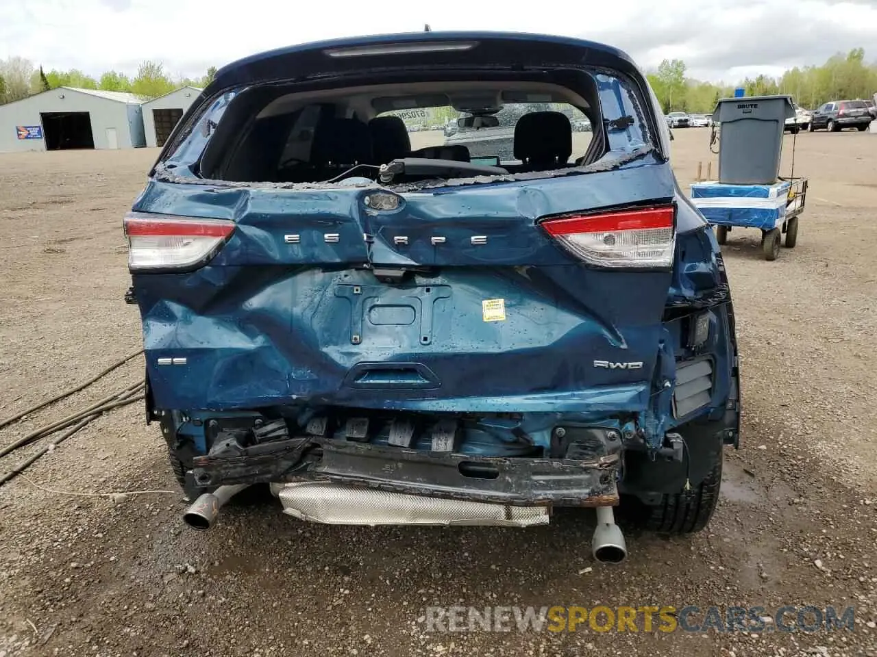 6 Photograph of a damaged car 1FMCU9G65LUC60225 FORD ESCAPE 2020