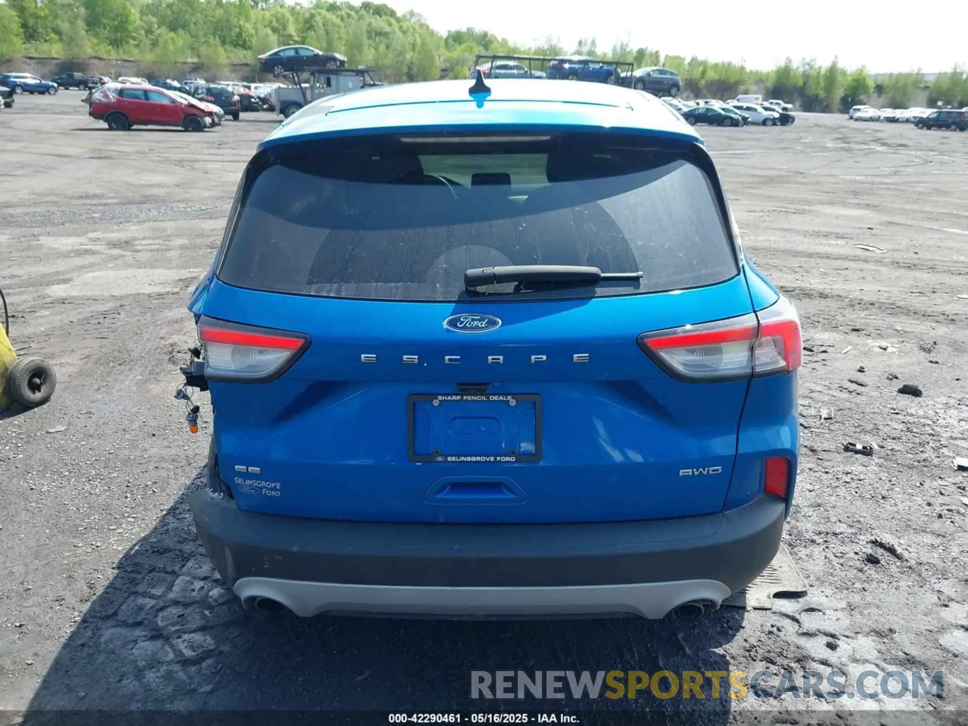16 Photograph of a damaged car 1FMCU9G65LUC68793 FORD ESCAPE 2020