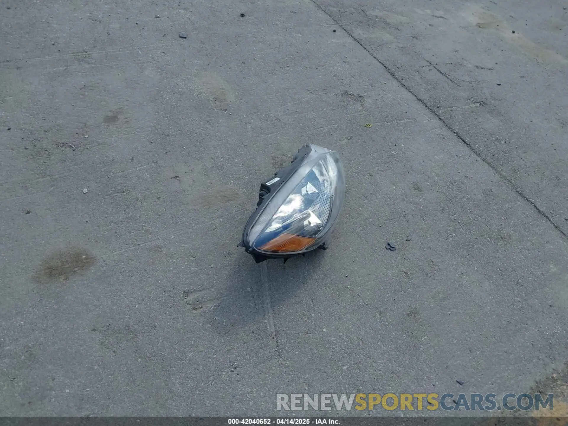 12 Photograph of a damaged car 1FMCU9G66LUA77223 FORD ESCAPE 2020