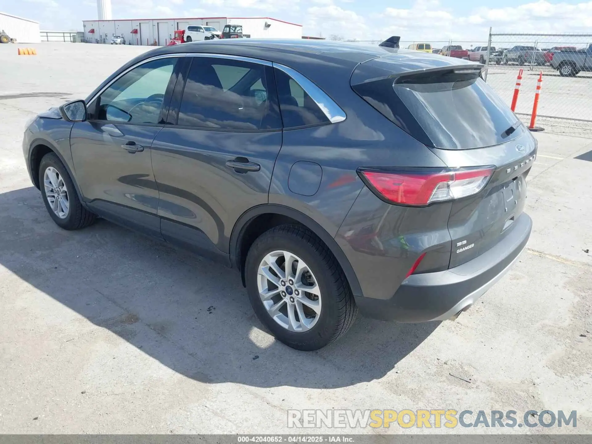3 Photograph of a damaged car 1FMCU9G66LUA77223 FORD ESCAPE 2020