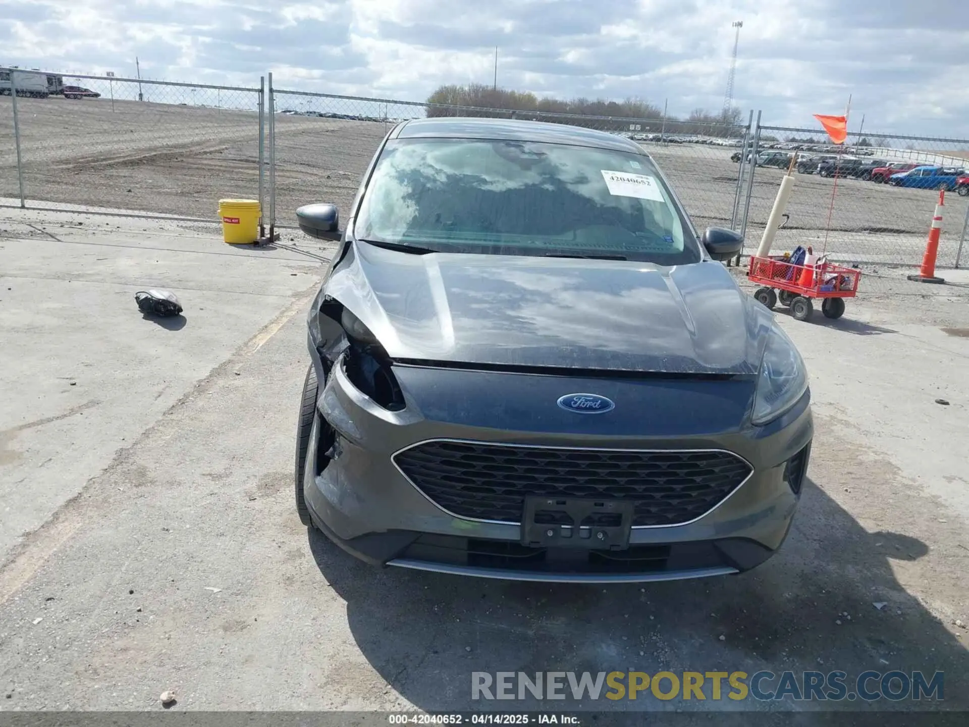 6 Photograph of a damaged car 1FMCU9G66LUA77223 FORD ESCAPE 2020