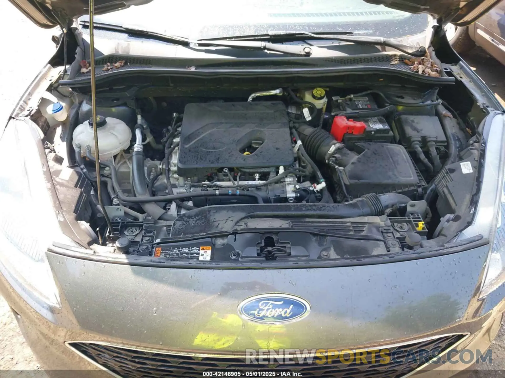 10 Photograph of a damaged car 1FMCU9G66LUA94684 FORD ESCAPE 2020