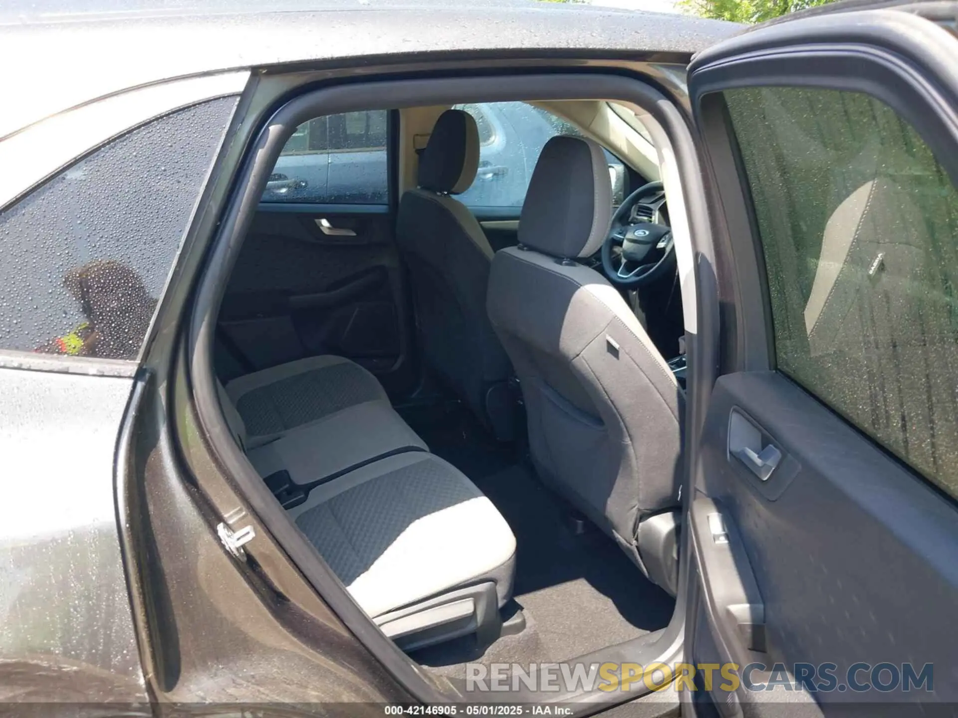 8 Photograph of a damaged car 1FMCU9G66LUA94684 FORD ESCAPE 2020