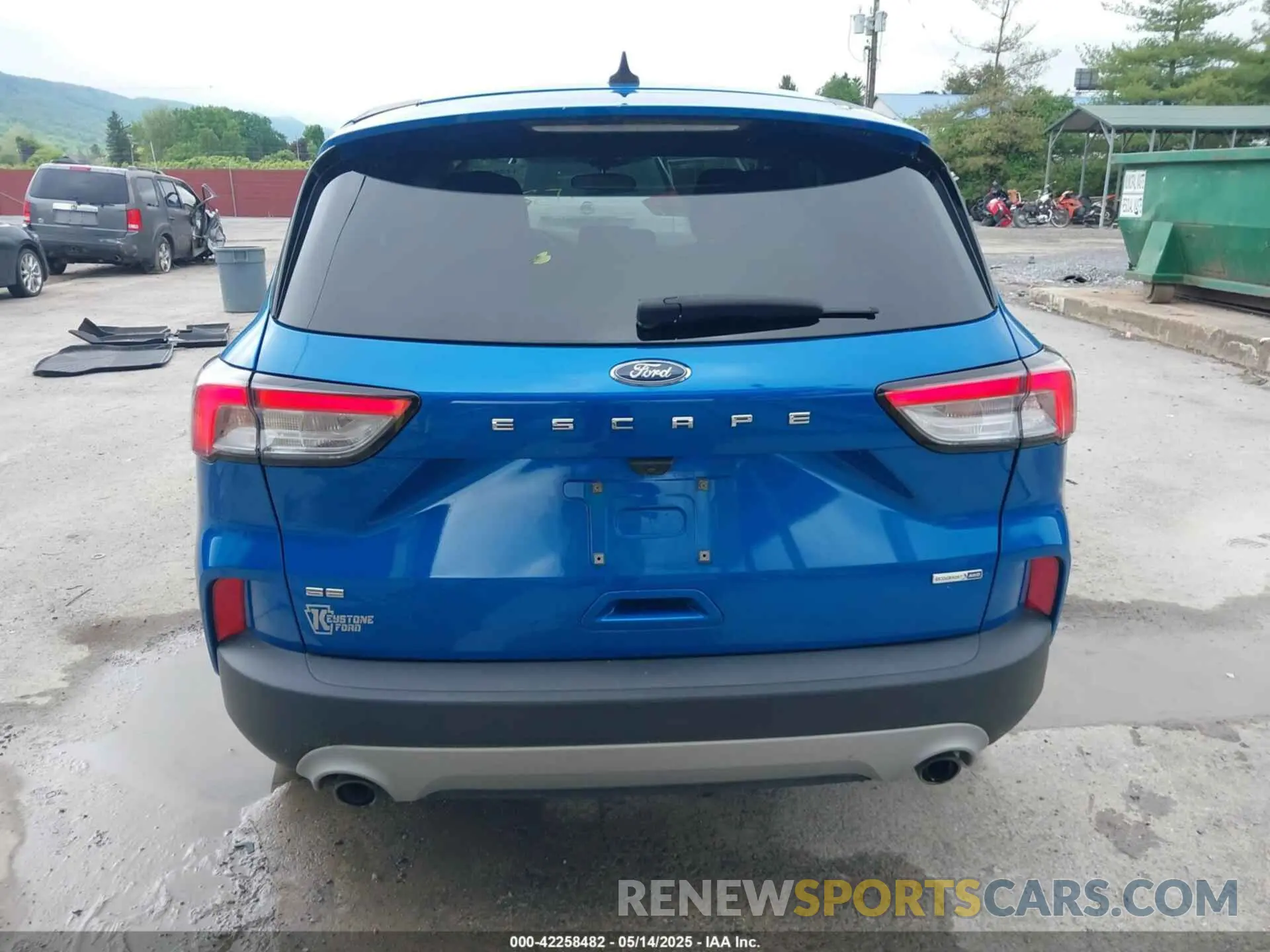 16 Photograph of a damaged car 1FMCU9G66LUA95270 FORD ESCAPE 2020
