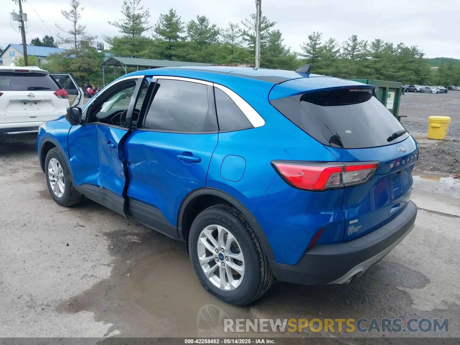 3 Photograph of a damaged car 1FMCU9G66LUA95270 FORD ESCAPE 2020