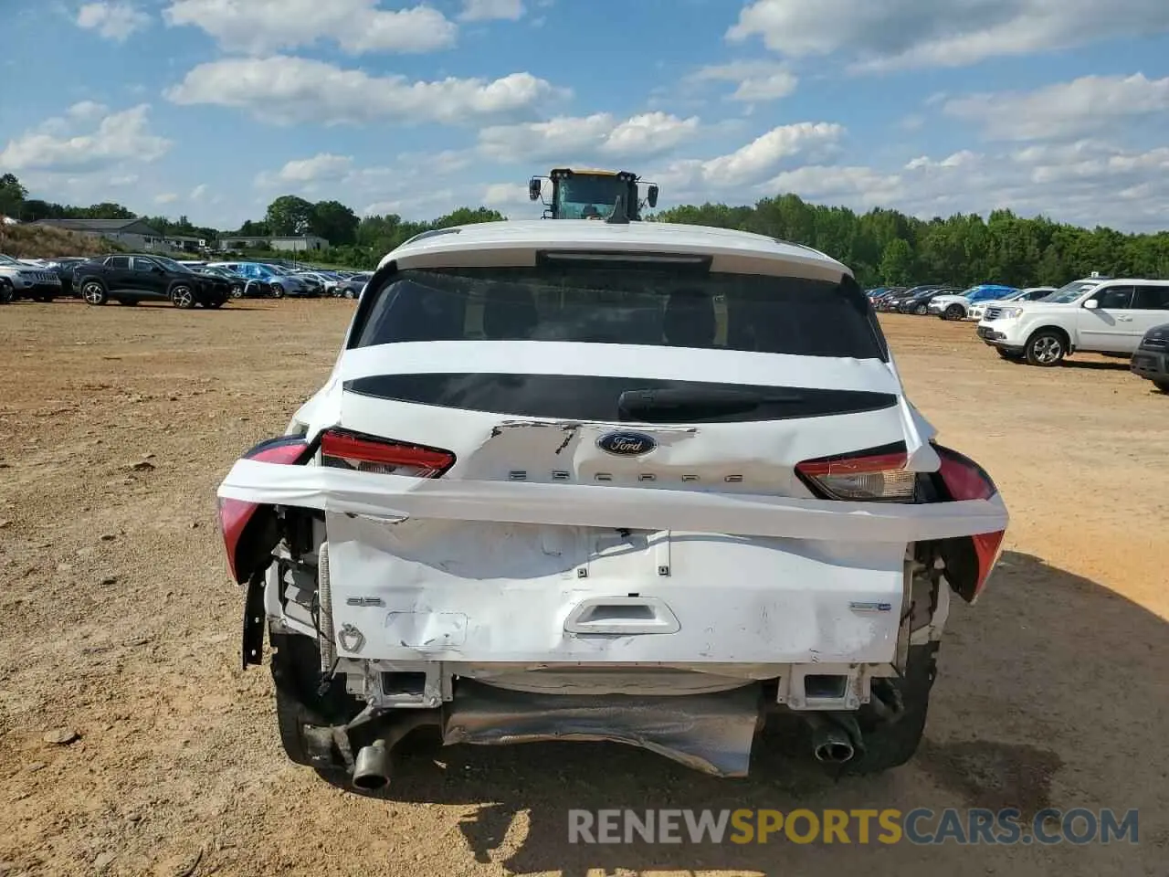 6 Photograph of a damaged car 1FMCU9G66LUB22595 FORD ESCAPE 2020