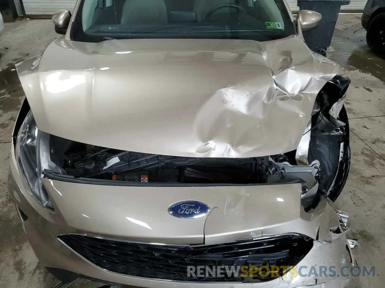12 Photograph of a damaged car 1FMCU9G66LUB86636 FORD ESCAPE 2020