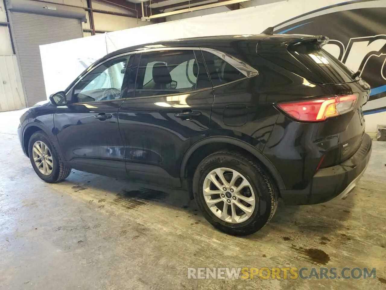 2 Photograph of a damaged car 1FMCU9G66LUC30215 FORD ESCAPE 2020