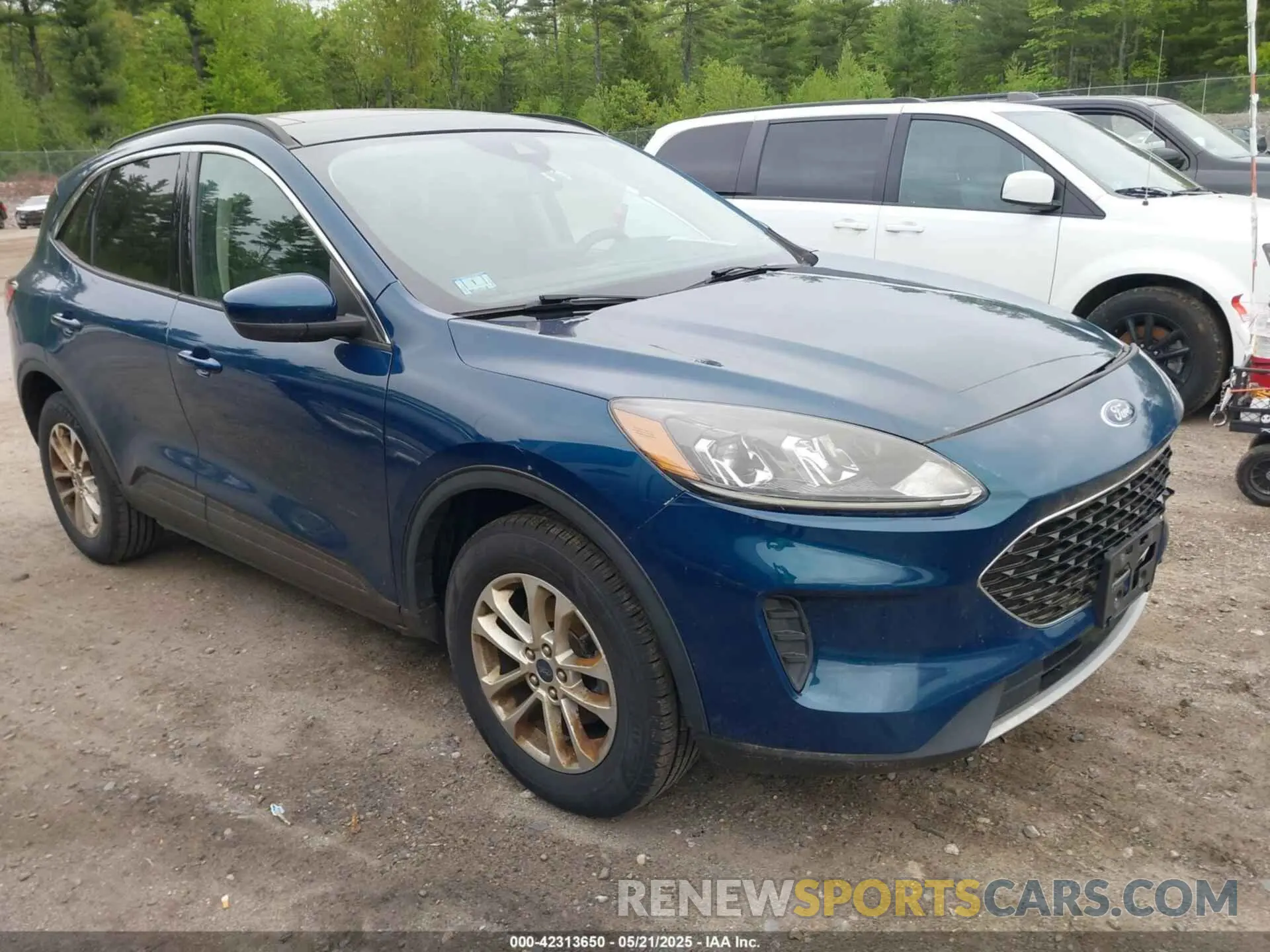 1 Photograph of a damaged car 1FMCU9G66LUC32126 FORD ESCAPE 2020