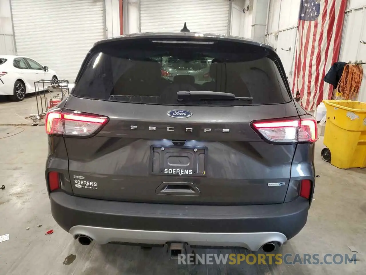 6 Photograph of a damaged car 1FMCU9G66LUC34507 FORD ESCAPE 2020