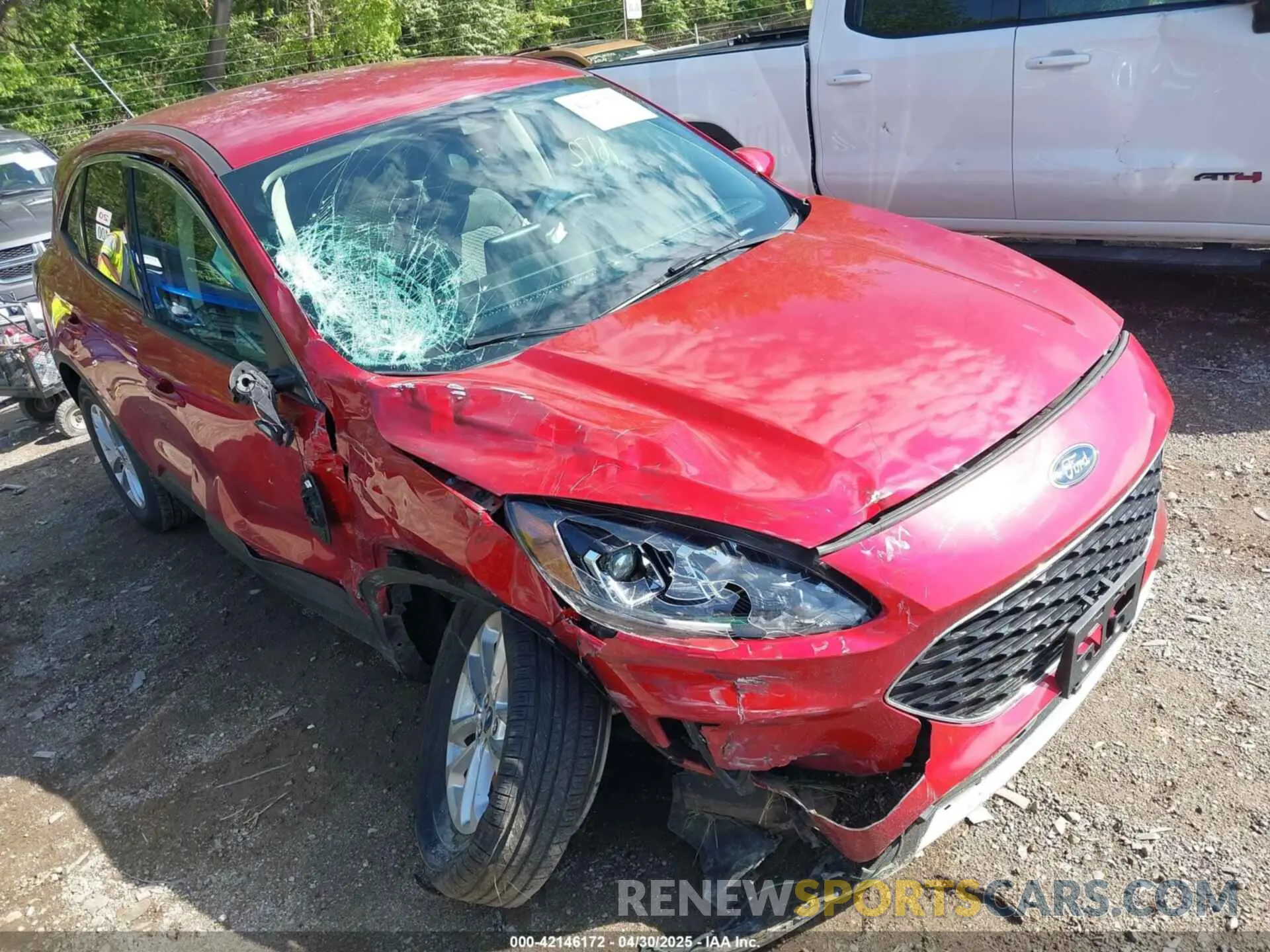 6 Photograph of a damaged car 1FMCU9G66LUC40629 FORD ESCAPE 2020