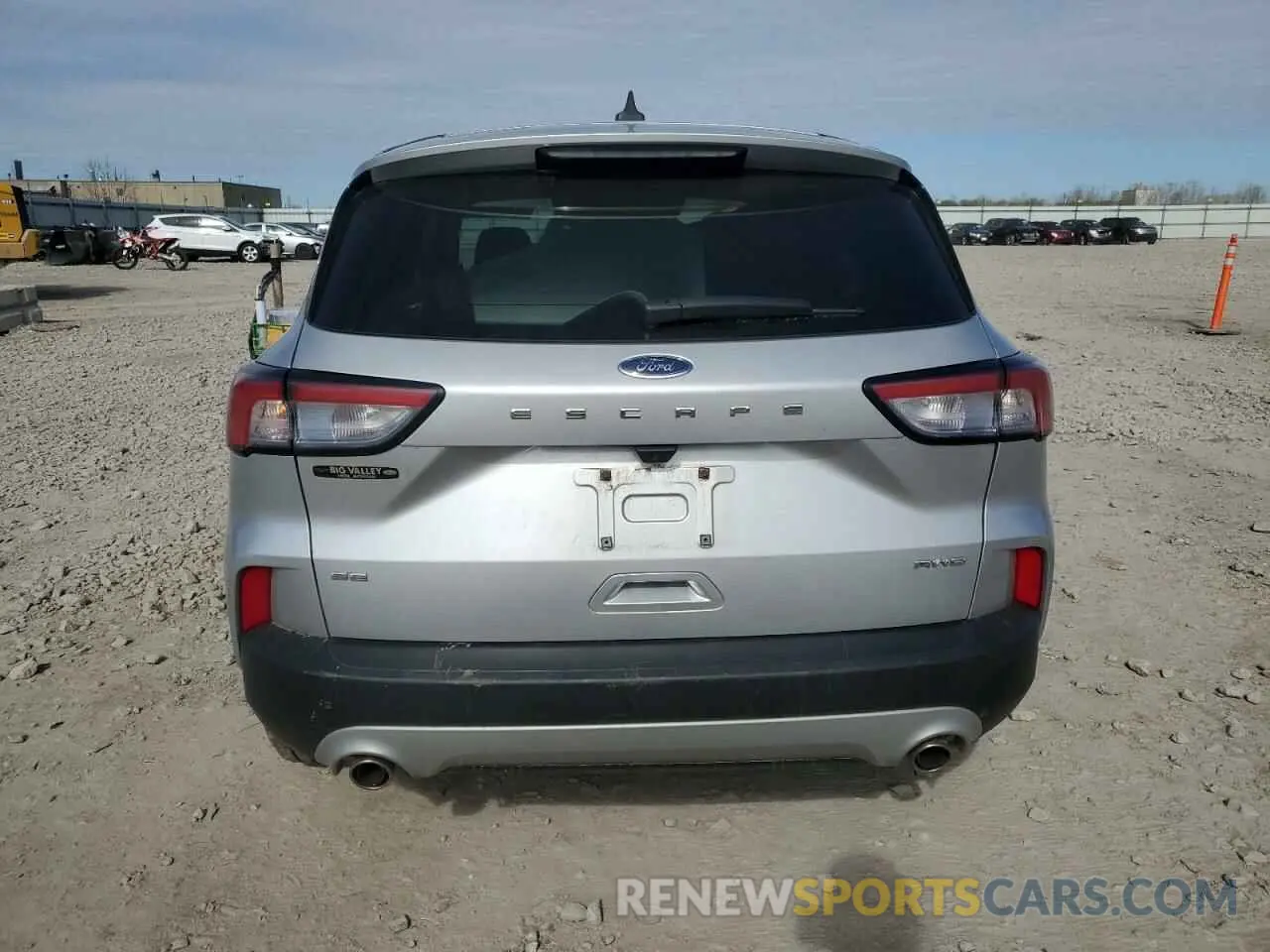 6 Photograph of a damaged car 1FMCU9G66LUC74084 FORD ESCAPE 2020