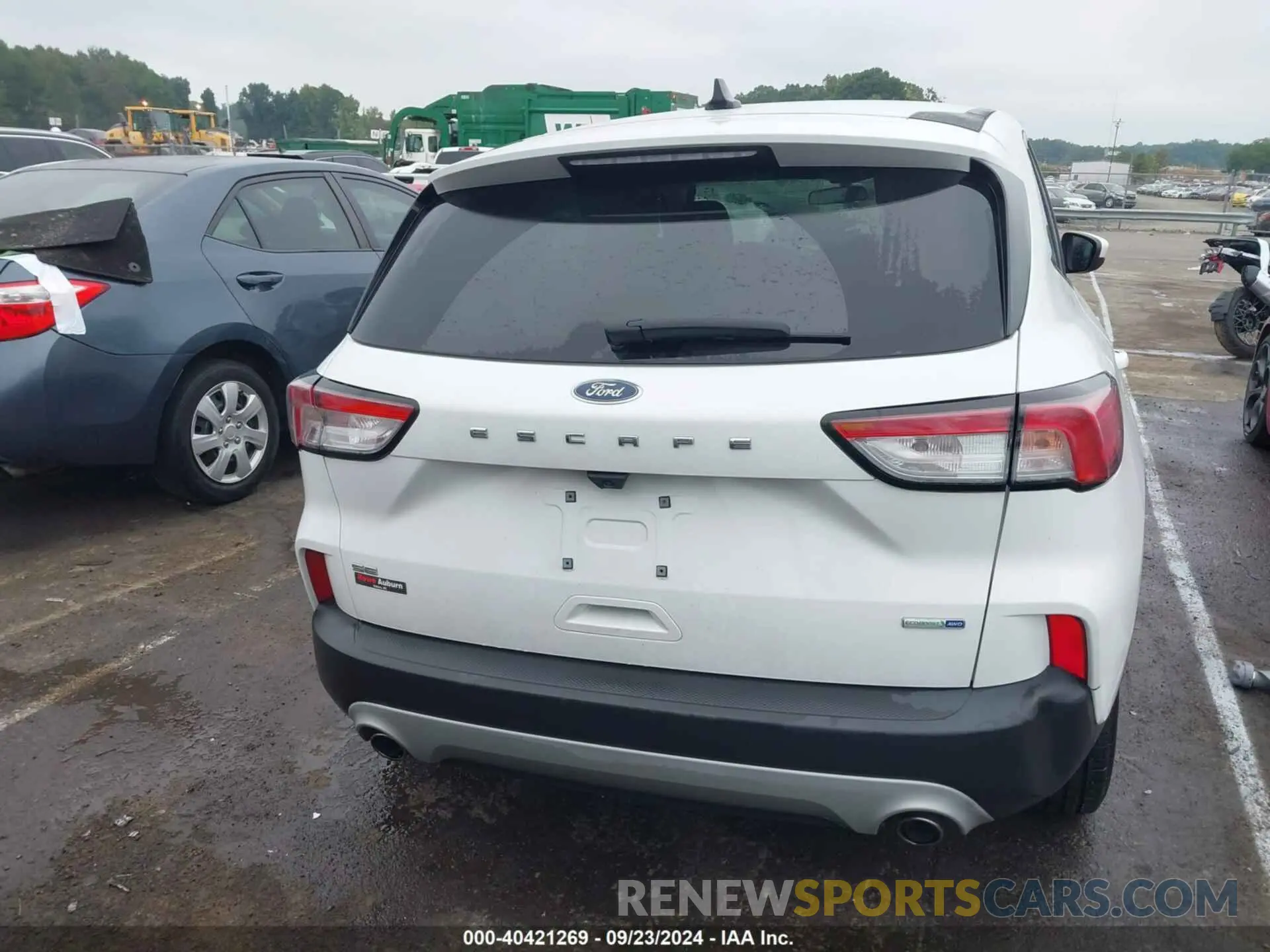 16 Photograph of a damaged car 1FMCU9G67LUA64867 FORD ESCAPE 2020
