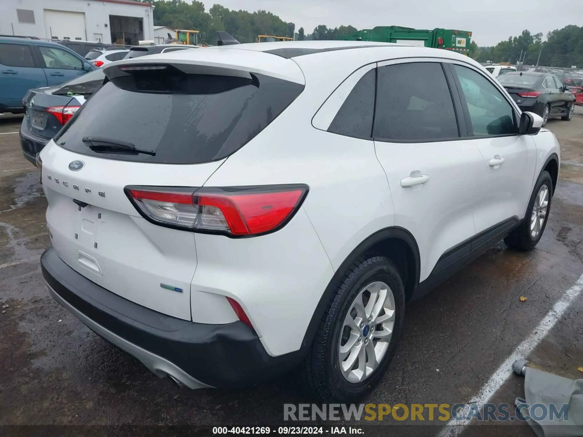 4 Photograph of a damaged car 1FMCU9G67LUA64867 FORD ESCAPE 2020