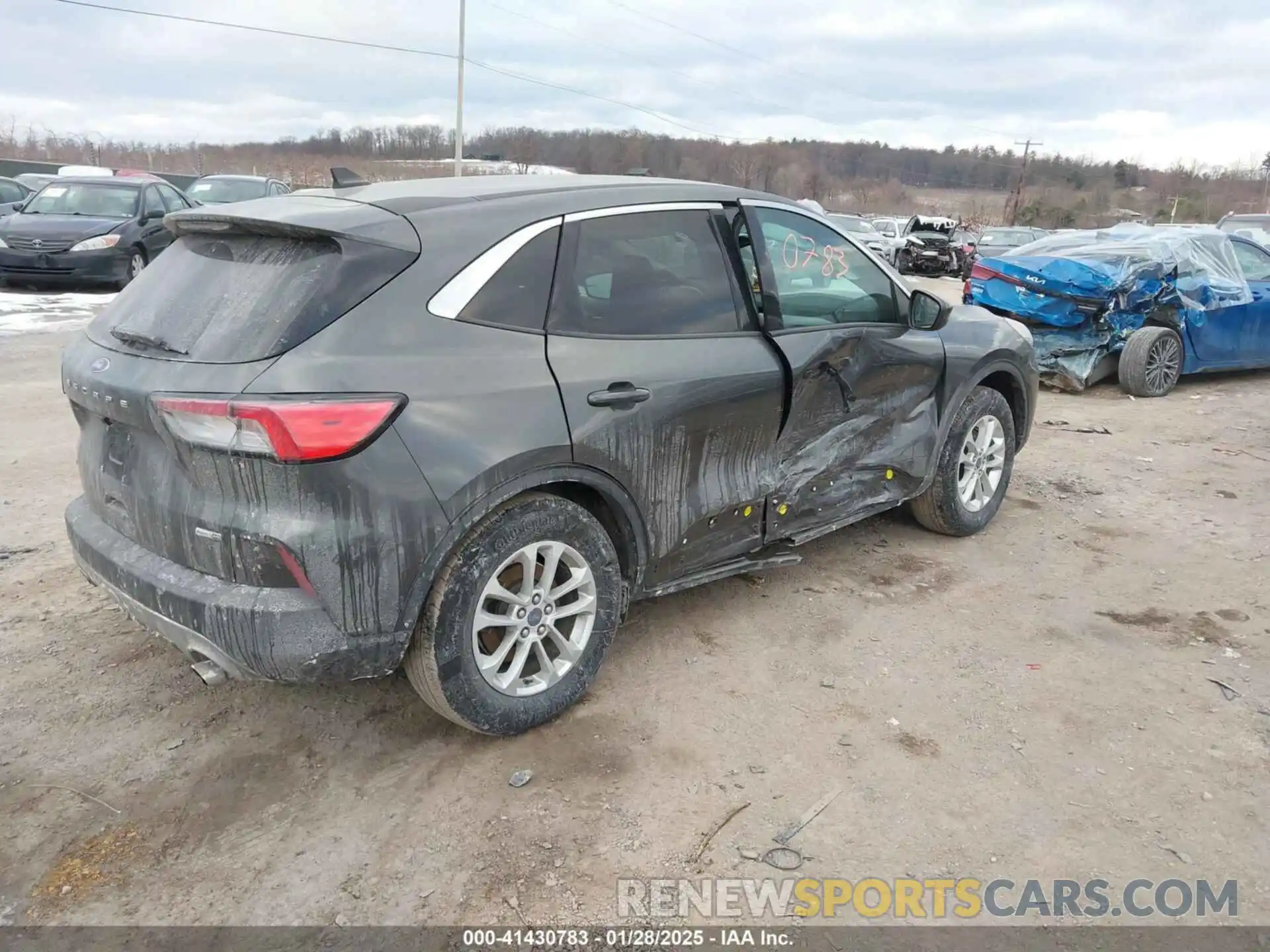 4 Photograph of a damaged car 1FMCU9G67LUB21682 FORD ESCAPE 2020