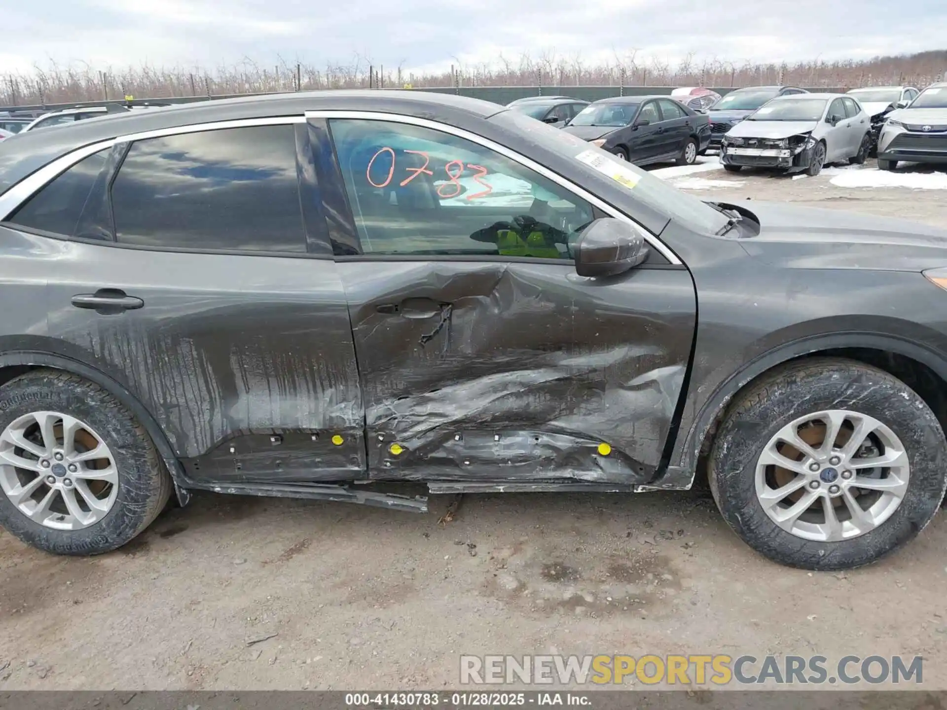 6 Photograph of a damaged car 1FMCU9G67LUB21682 FORD ESCAPE 2020