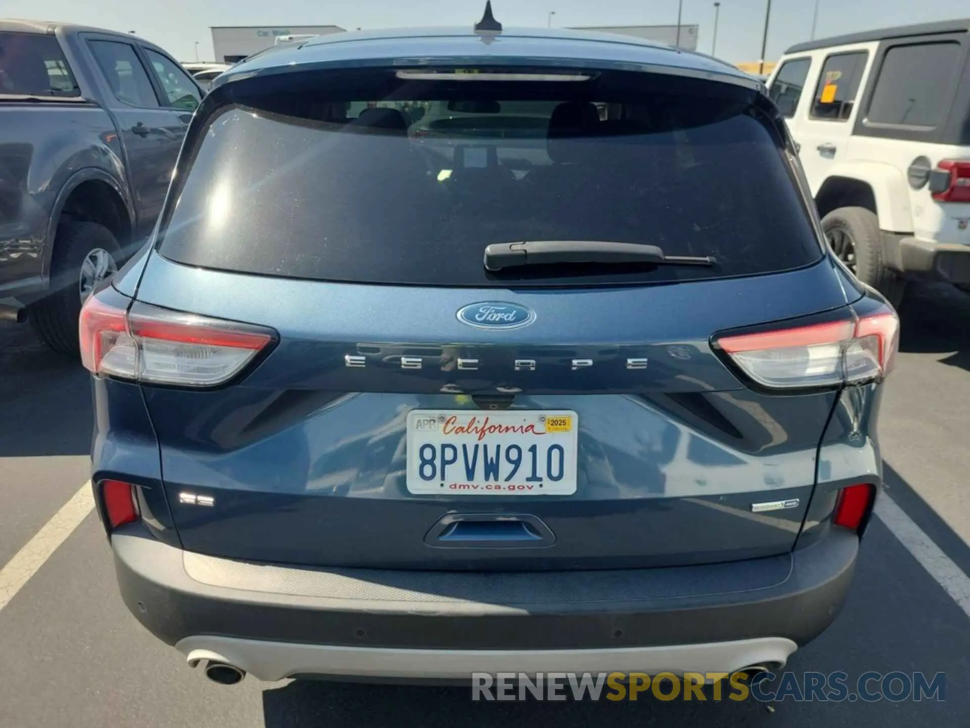 22 Photograph of a damaged car 1FMCU9G67LUB25778 FORD ESCAPE 2020