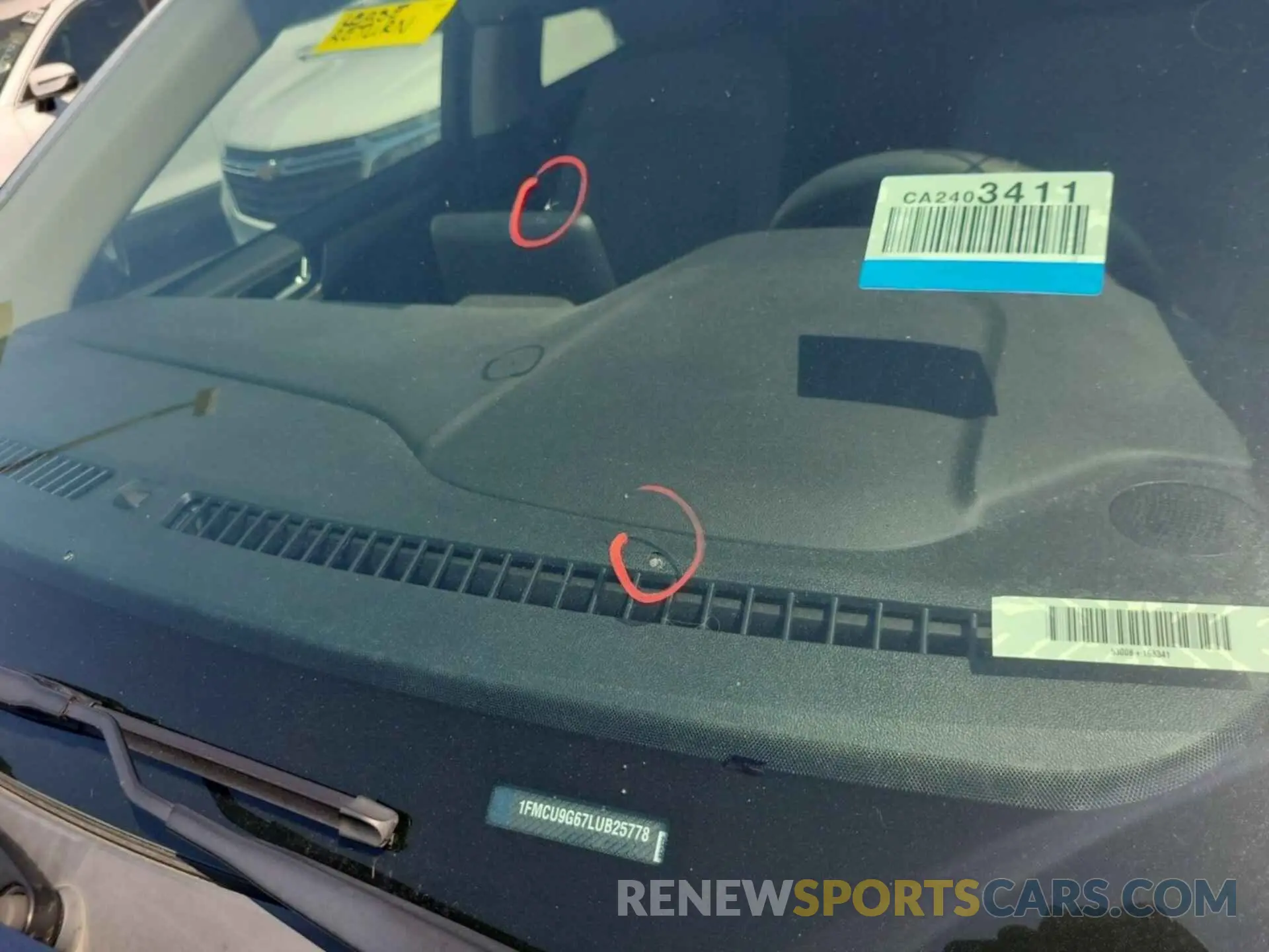 8 Photograph of a damaged car 1FMCU9G67LUB25778 FORD ESCAPE 2020