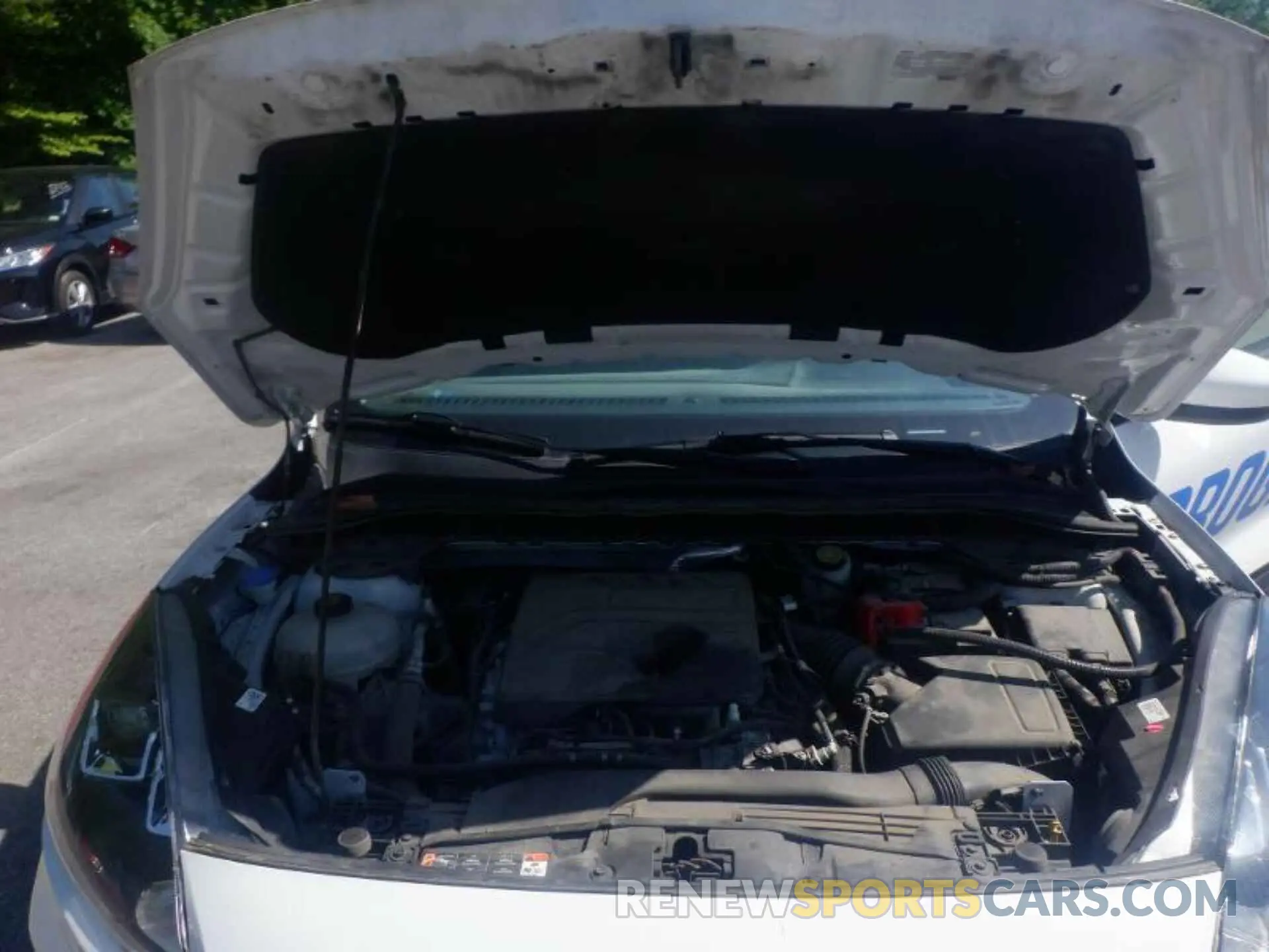 5 Photograph of a damaged car 1FMCU9G67LUB45142 FORD ESCAPE 2020