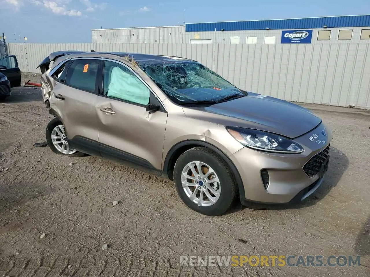 4 Photograph of a damaged car 1FMCU9G67LUB69375 FORD ESCAPE 2020