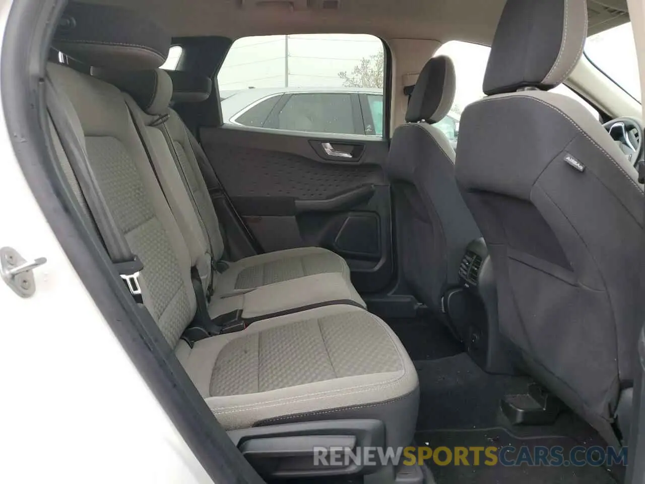 10 Photograph of a damaged car 1FMCU9G68LUA38648 FORD ESCAPE 2020