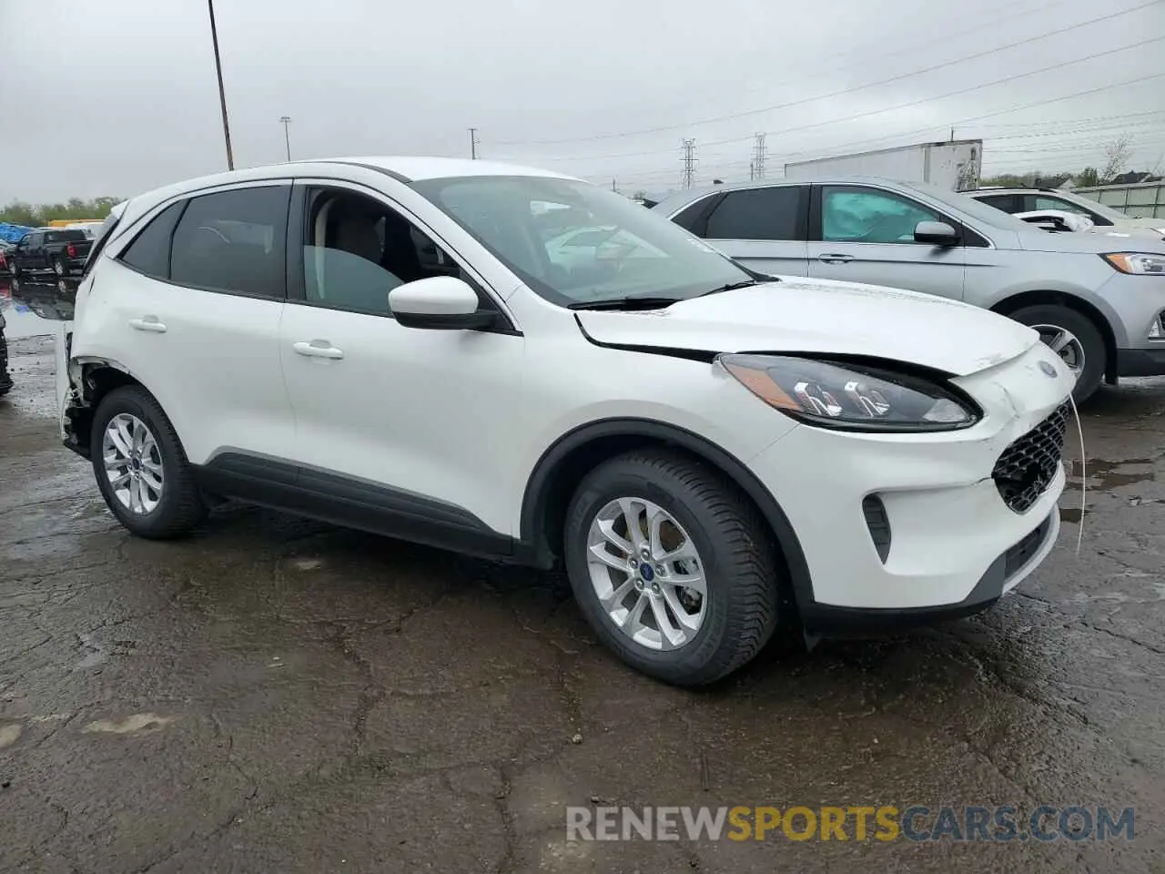 4 Photograph of a damaged car 1FMCU9G68LUA38648 FORD ESCAPE 2020